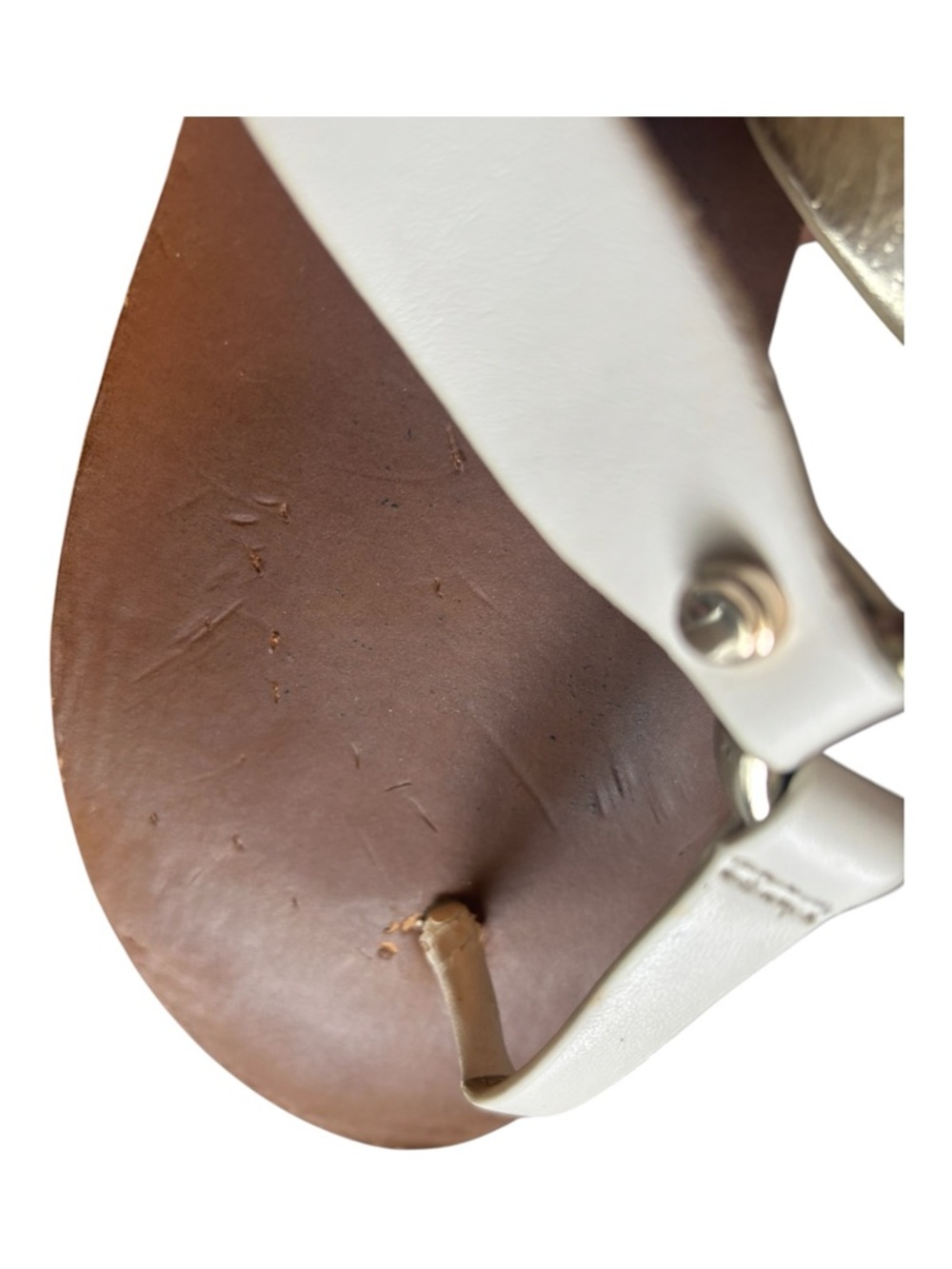 ALDO TAN THONG SANDALS GOLD ACCENTS - Picture 6 of 8
